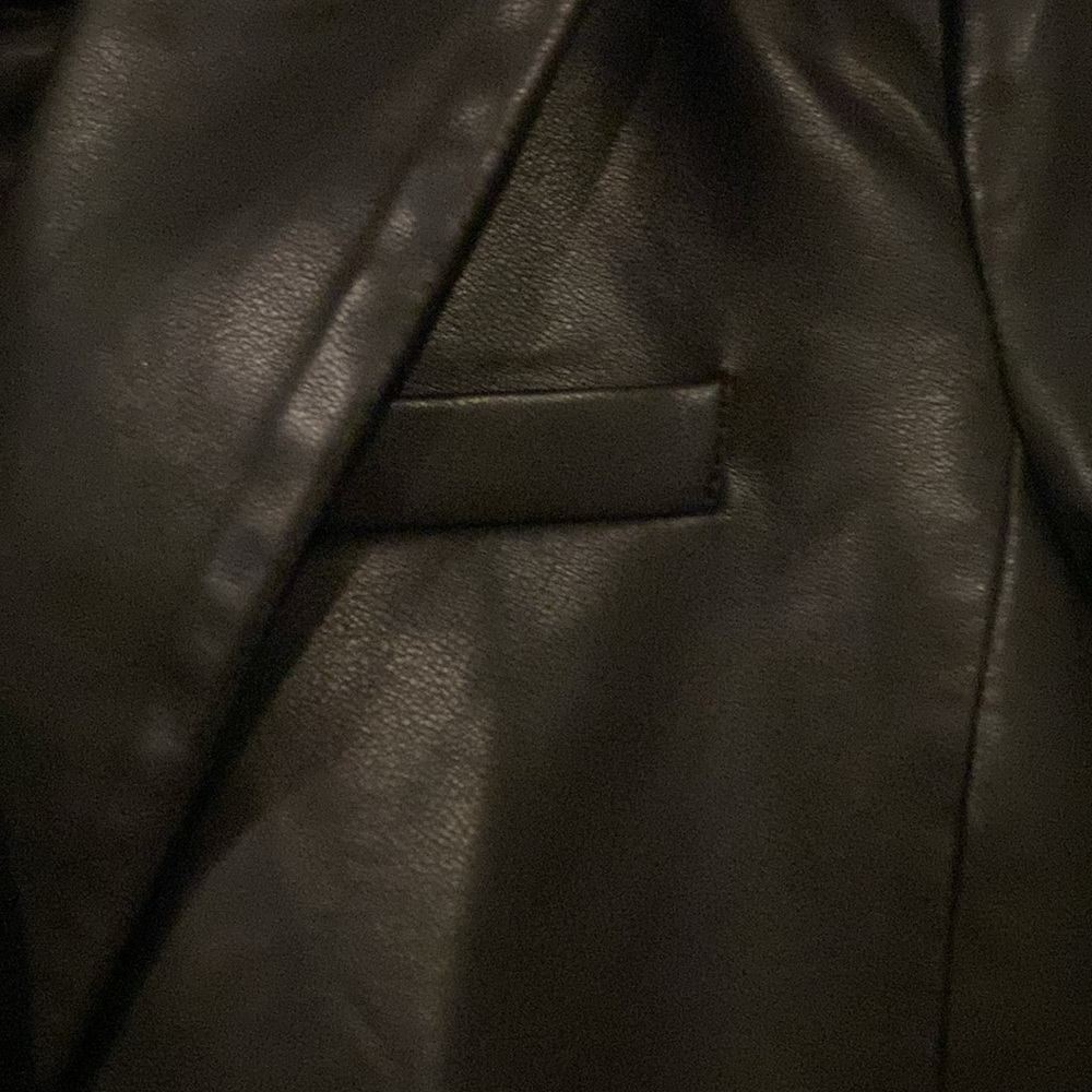 NEW- BCBGMAXAZRIA TAILORED FAUX LEATHER JACKET - Picture 4 of 10